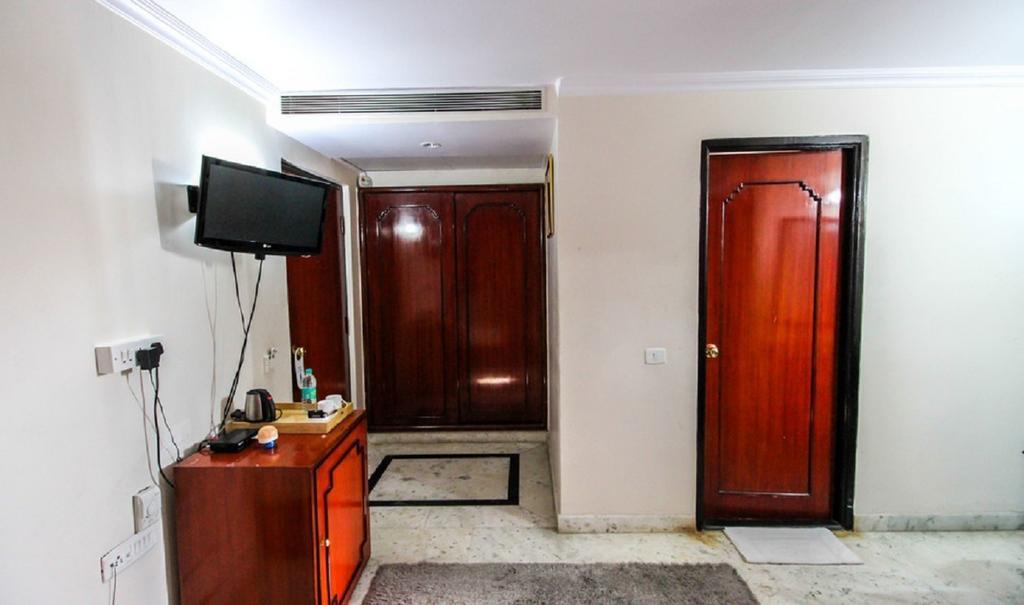 Hotel Pigeon International Bangalore Extérieur photo