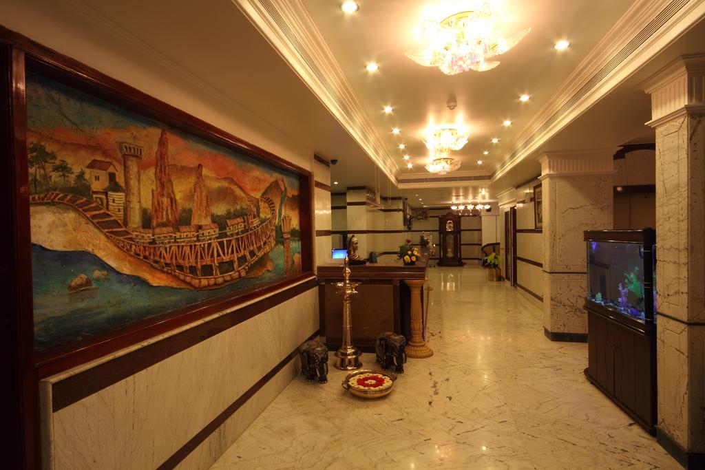 Hotel Pigeon International Bangalore Extérieur photo